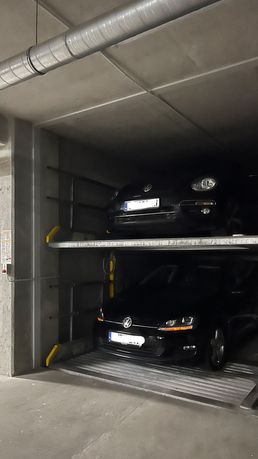 Sprzedam miejsca parkingowe na parklifcie Pułaskiego Katowice