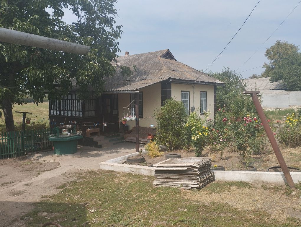 Продається будинок с. Шамраєве