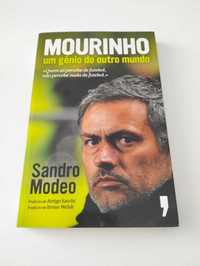 Livro "Mourinho - Um génio do outro mundo" - Sandro Modeo