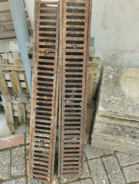 Caleiras em ferro fundido