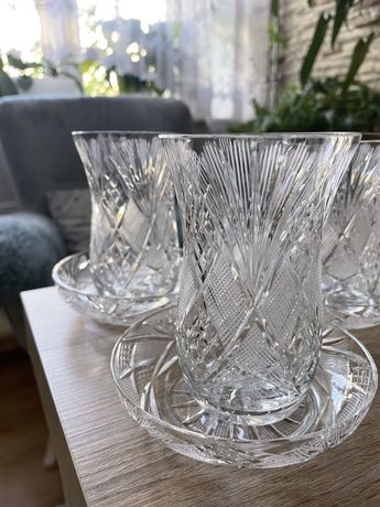 Komplet szklanek krysztalowych z podstawkiem filizanka