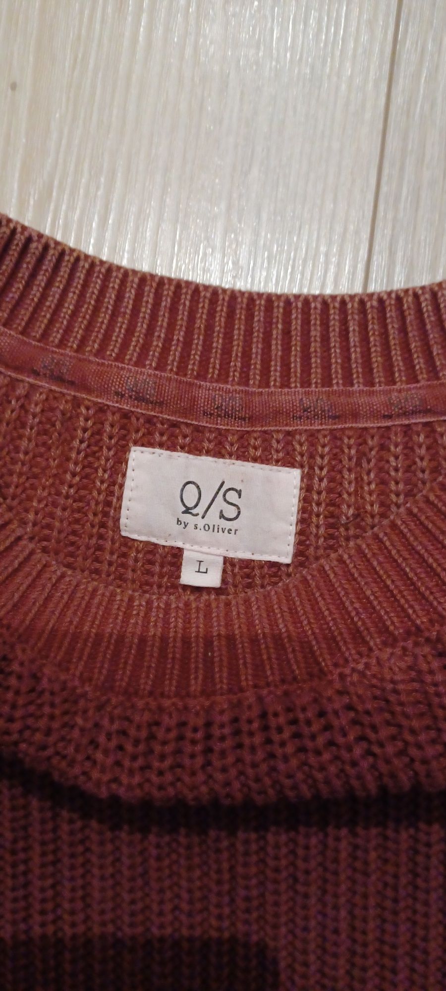Czerwony sweter meski rozmiar L