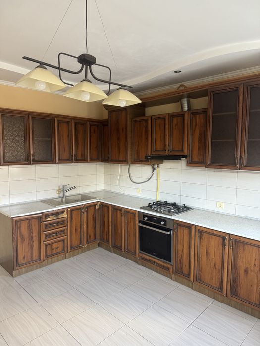 Кухня меблі, кухонні  меблі