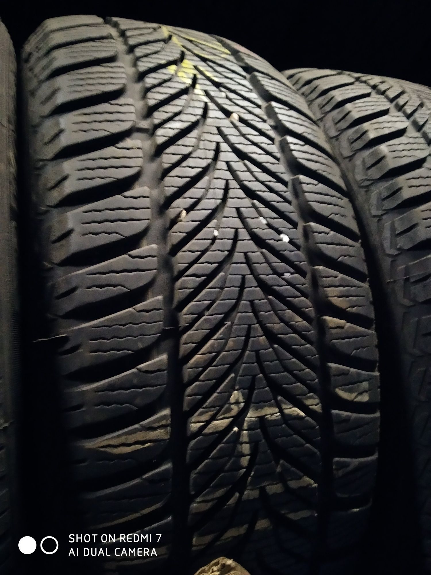 Продам шины  205/60r 16