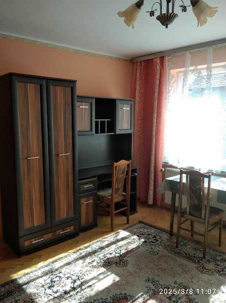 Do wynajęcia  duży  pokój