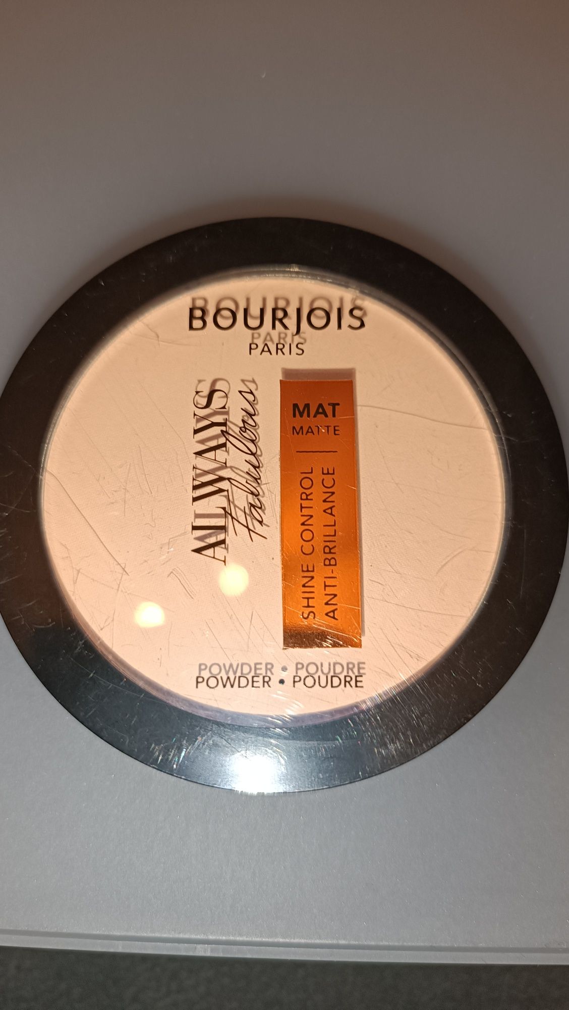 Puder Bourjois porcelain 50