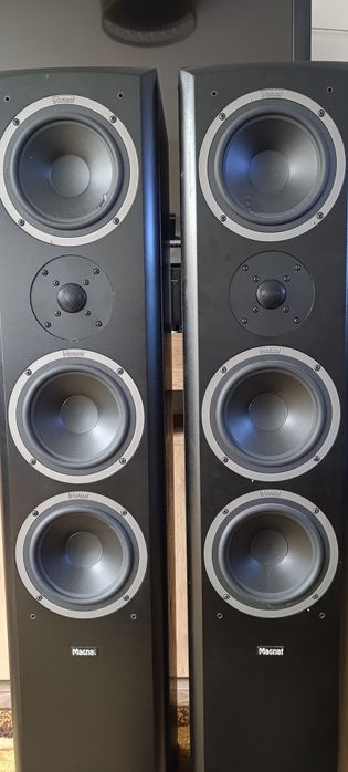 Kolumny podłogowe magnat Vector 77