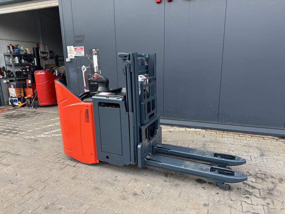 Paleciak elektryczny Linde 2019 r 1200 kg 210 cm Linde D 12 Sp wózek