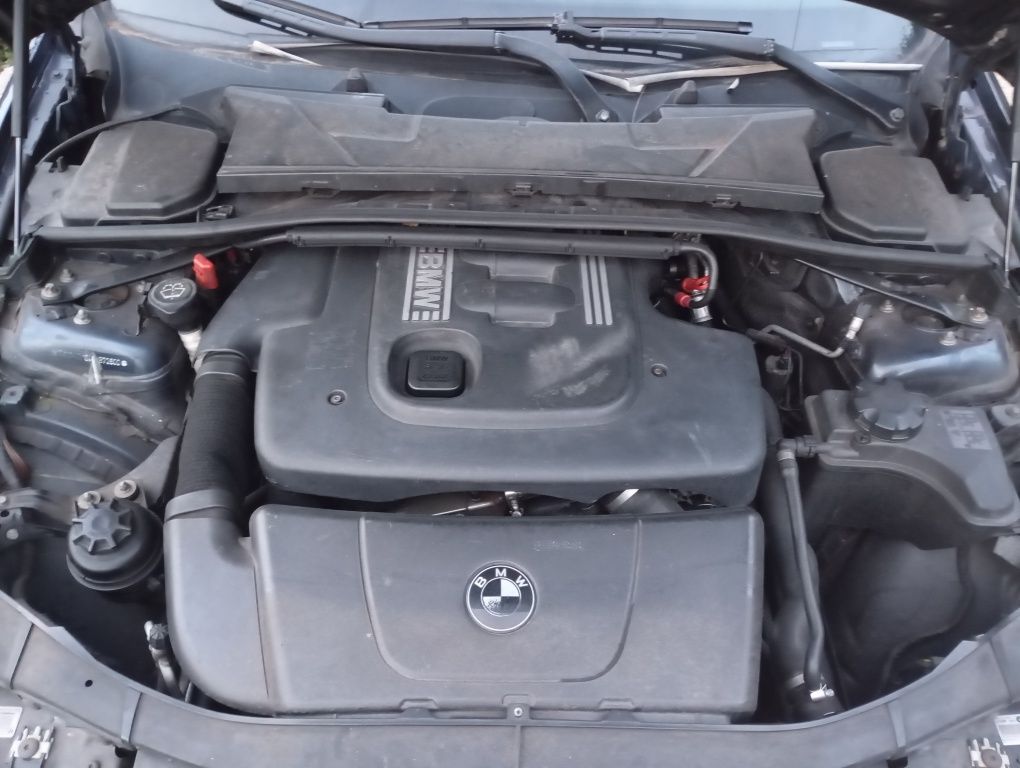 Vendo BMW 320d e90