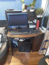 Стол деревянный, коричневый, журнальный, компьютерный стол