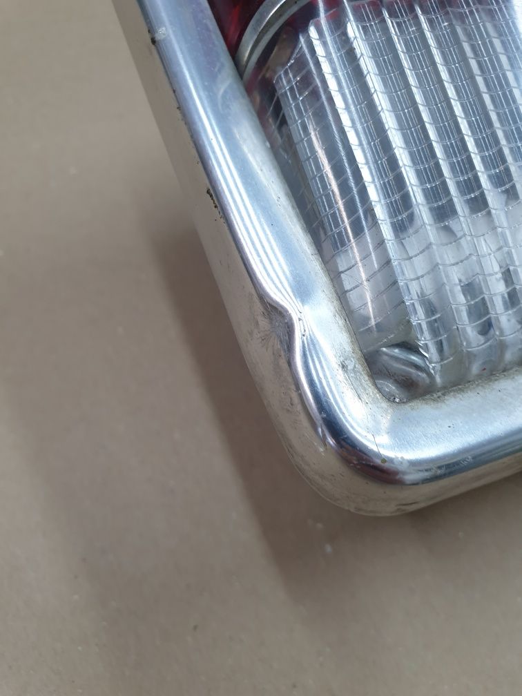 lampa prawa tylna Volkswagen K70 69 rok