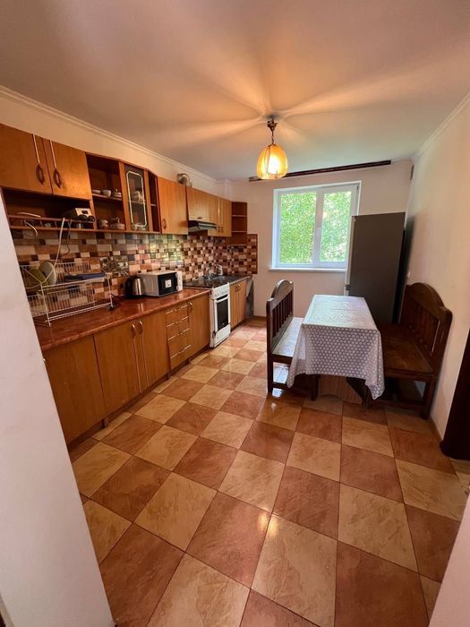 Оренда окремостоячого будинку у с. Солонка ( 3 кімнати)