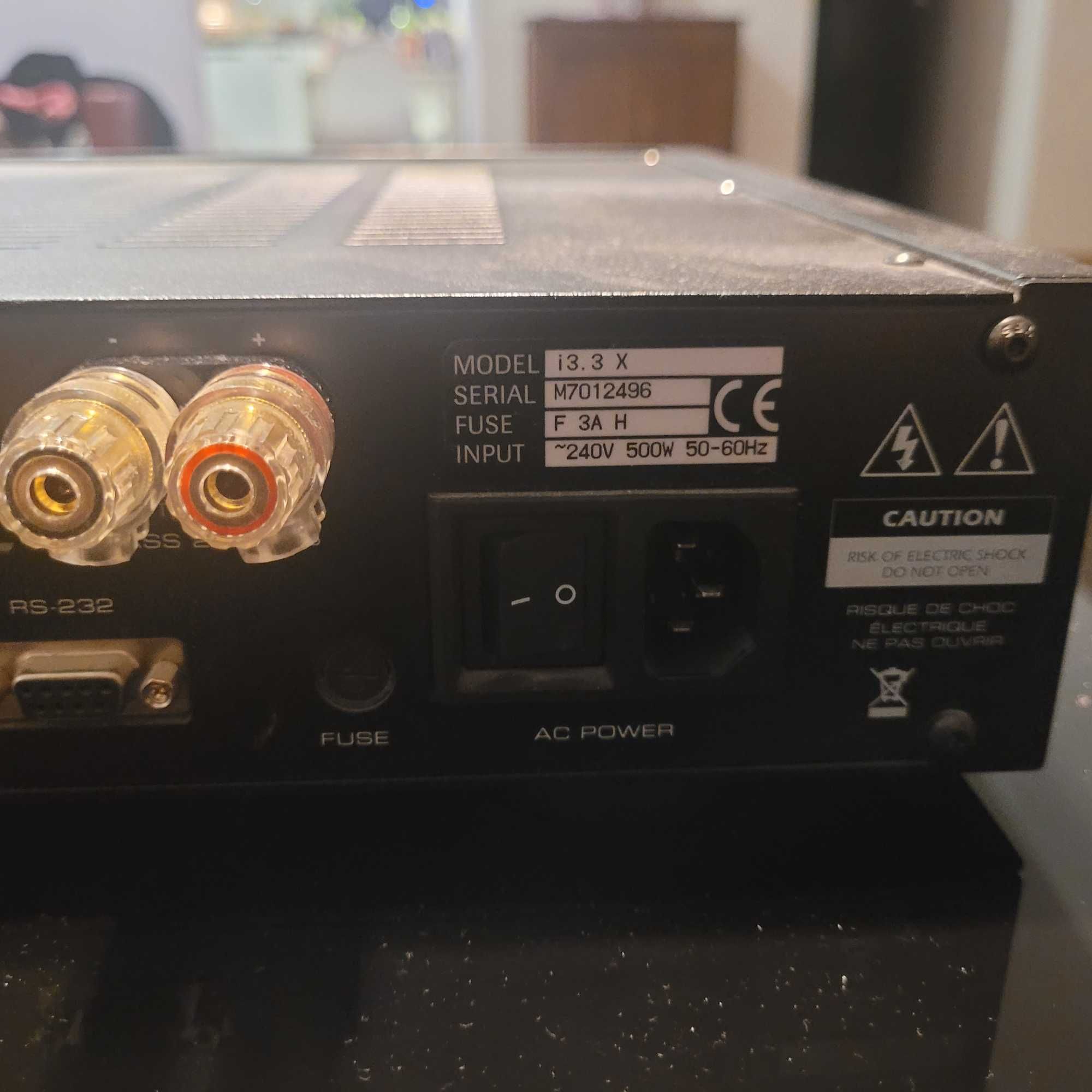 Moon I3.3  Wzmacniacz zintegrowany, XLR, Phono
