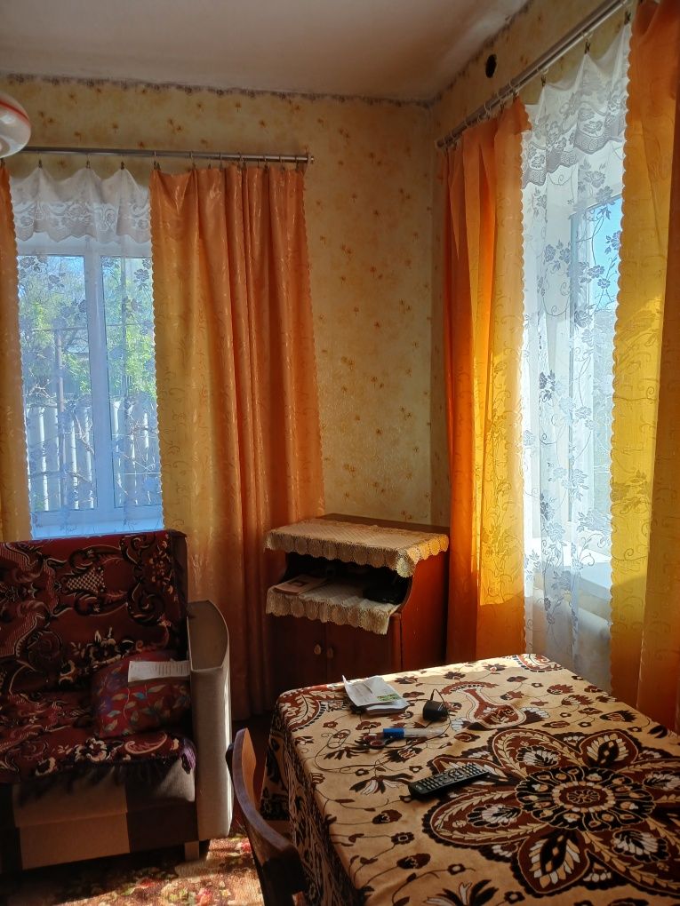 продам будинок у м.Бобринець  ,Кіровоградської обл