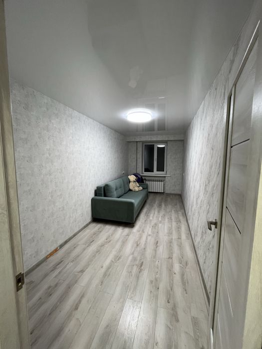 Продам 3-х комнатную квартиру с мебелью и техникой.Еl.