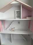 Domek dla lalek drewniany