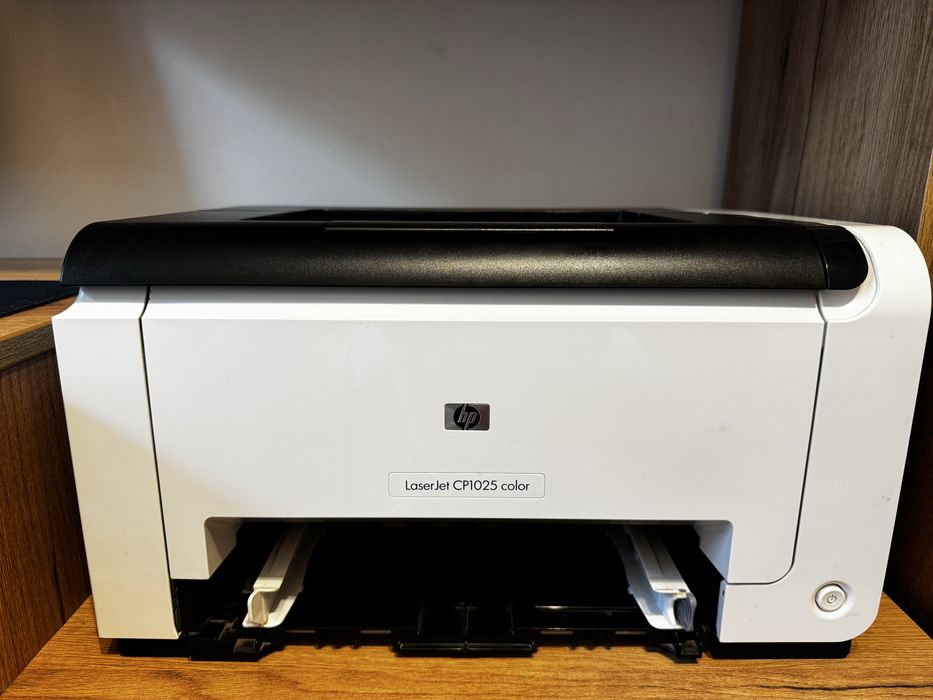 Принтер HP LaserJet CP1025 color