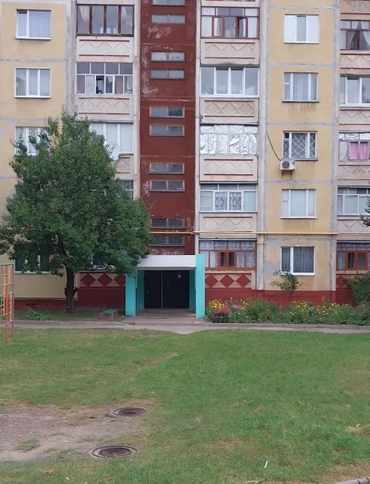 Продається 2 кімн. Центр. 52м, Гетьмана Полуботка буд 80. Терміново!