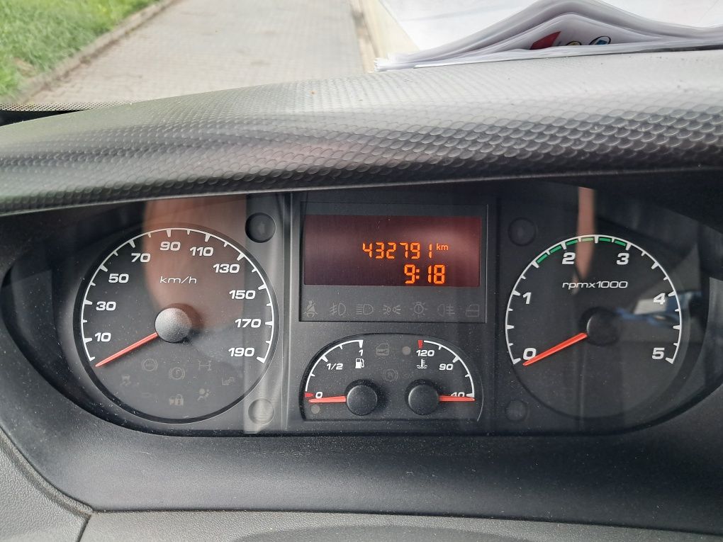 Iveco Daily 70C15 3.0. Winda Bar1T . 8 Epal.