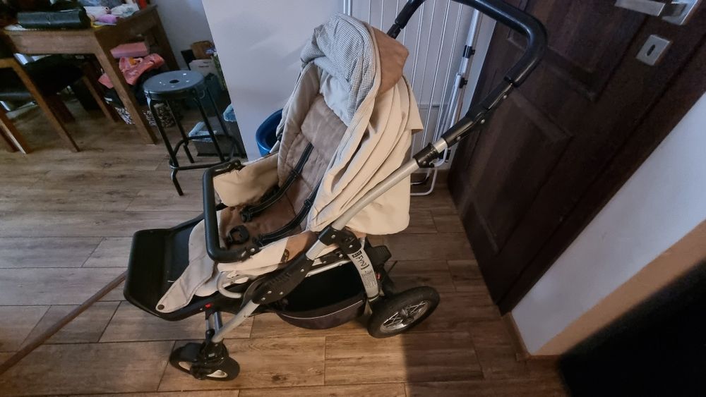 Wózek dziecięcy 2w1 – gondola + spacerówkaWózek dziecięcy 2w1 – gondol