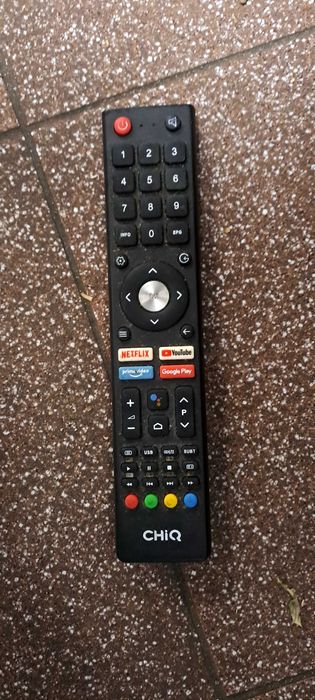 Telewizor smart tv Chiq 58" na części (matryca cała nieuszkodzona)