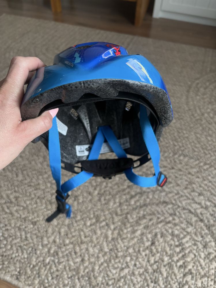 Kask UVEX rowerowy/na hulajnogę