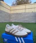 Adidas spezial bege cast