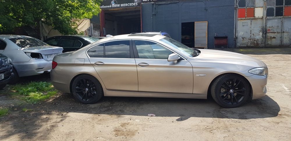 Пороги БМВ Е53 Е60 E61 Е65 Е66 Е70 Е71 Е90 Ф01 Ф02 Ф10 Ф11 Поріг БМВ