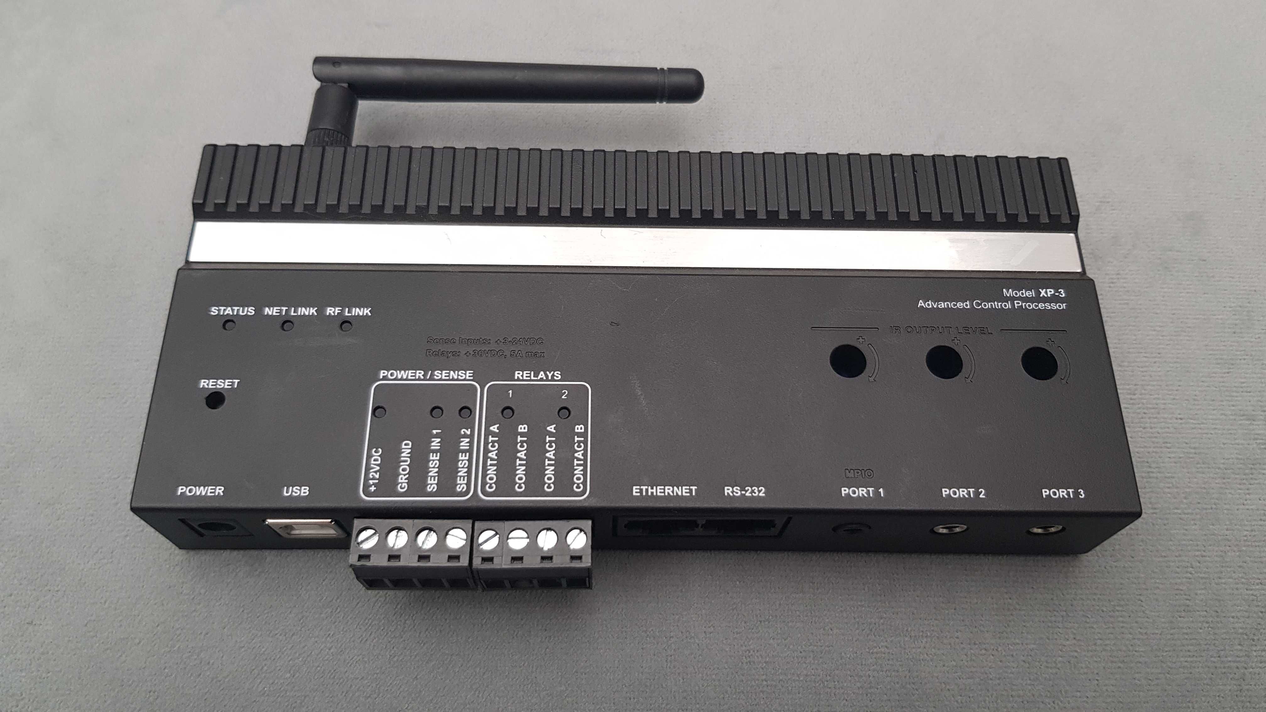 Procesor sterujący RTI XP-3 + licencja RTiPanel Unlimited