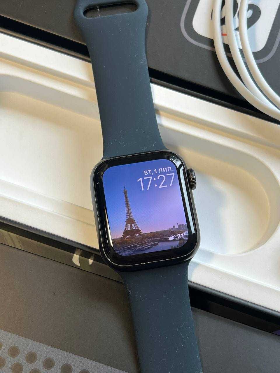 Оригінал Apple Watch SE 40mm Повний комплект
