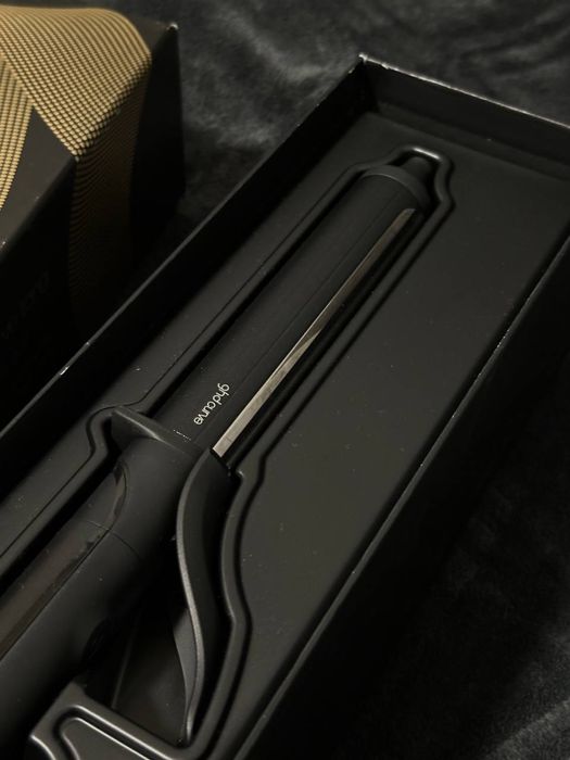 Професійна плойка для завивки локонів від ghd