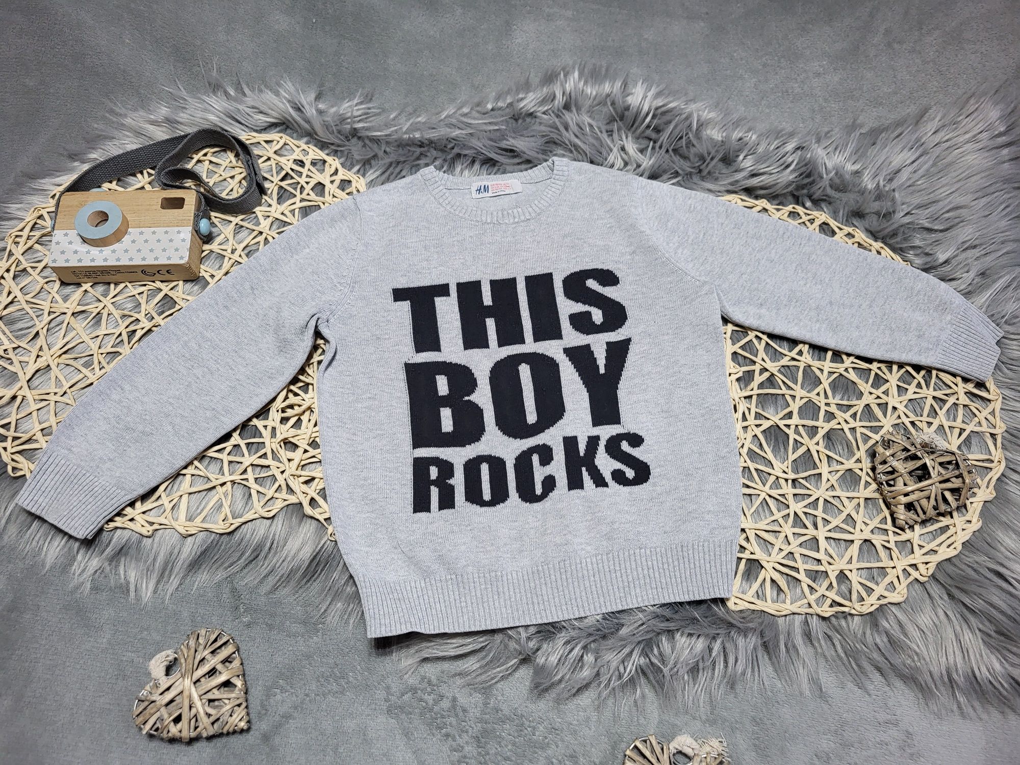 Cienki sweterek marki H&M z metki 98/104