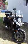 650 VSTROM 2022 com armazenamento de bagagem