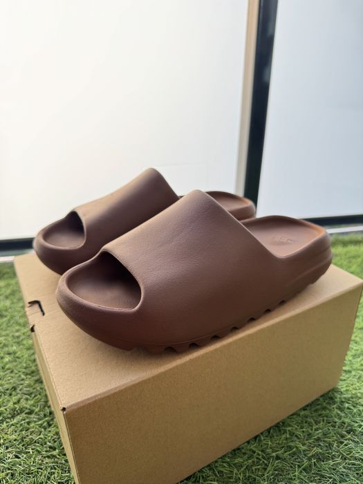 Yeezy Slide Flax 42