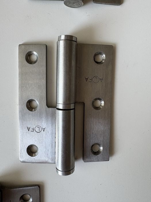 7 dobradiças em inox