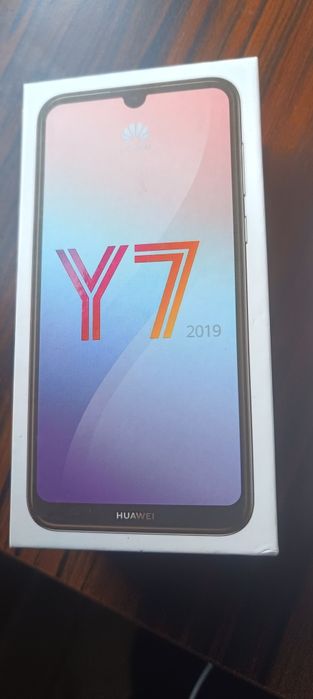 Huawei y7 2019. .