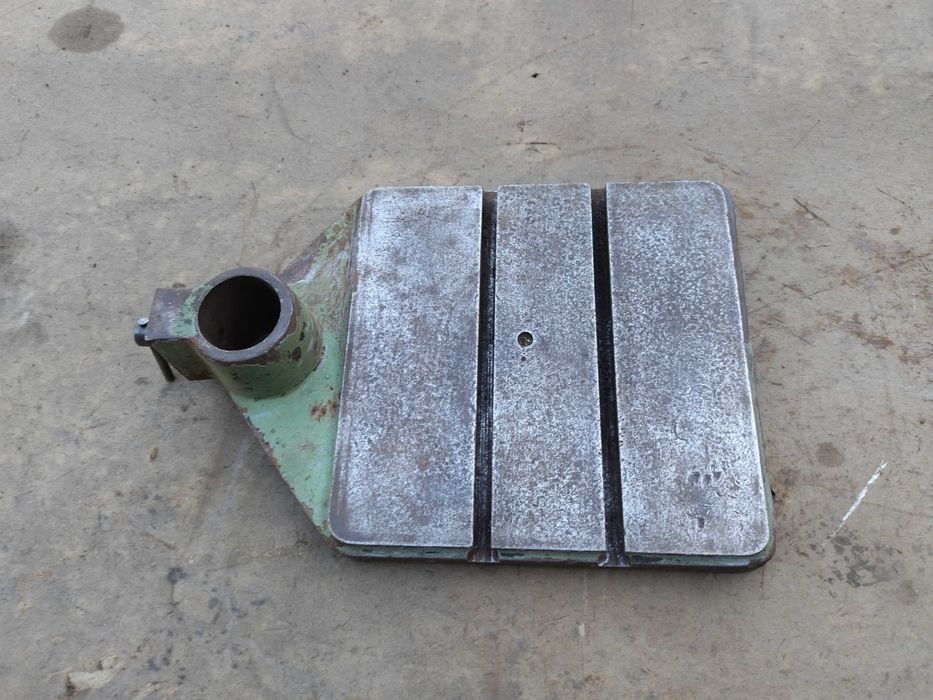 Стіл від свердлильної стійки