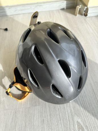 Kask narciarski dla dziecka ok 6-7-8 lat