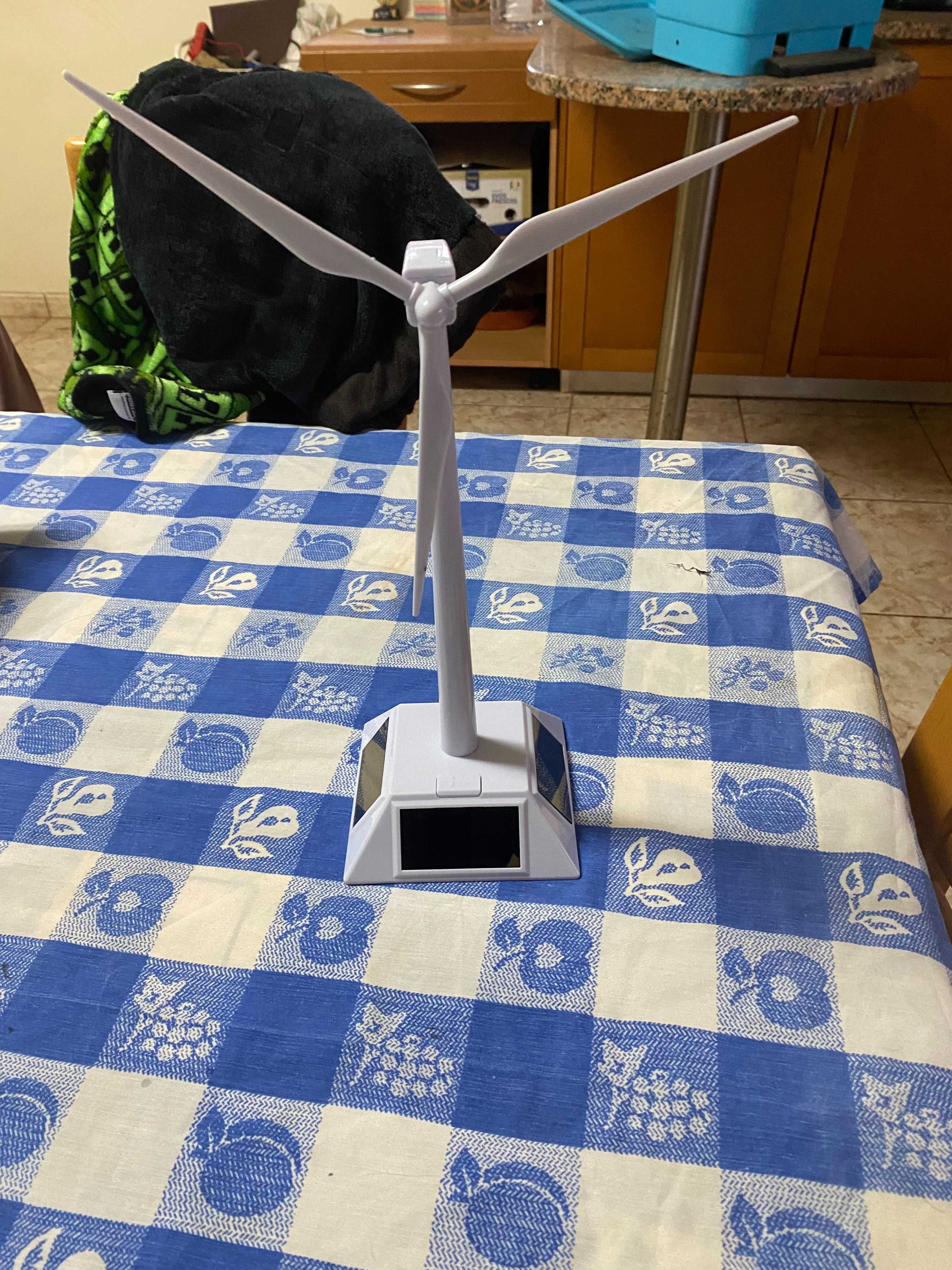 Fyearfly Mini moinho de vento de energia solar