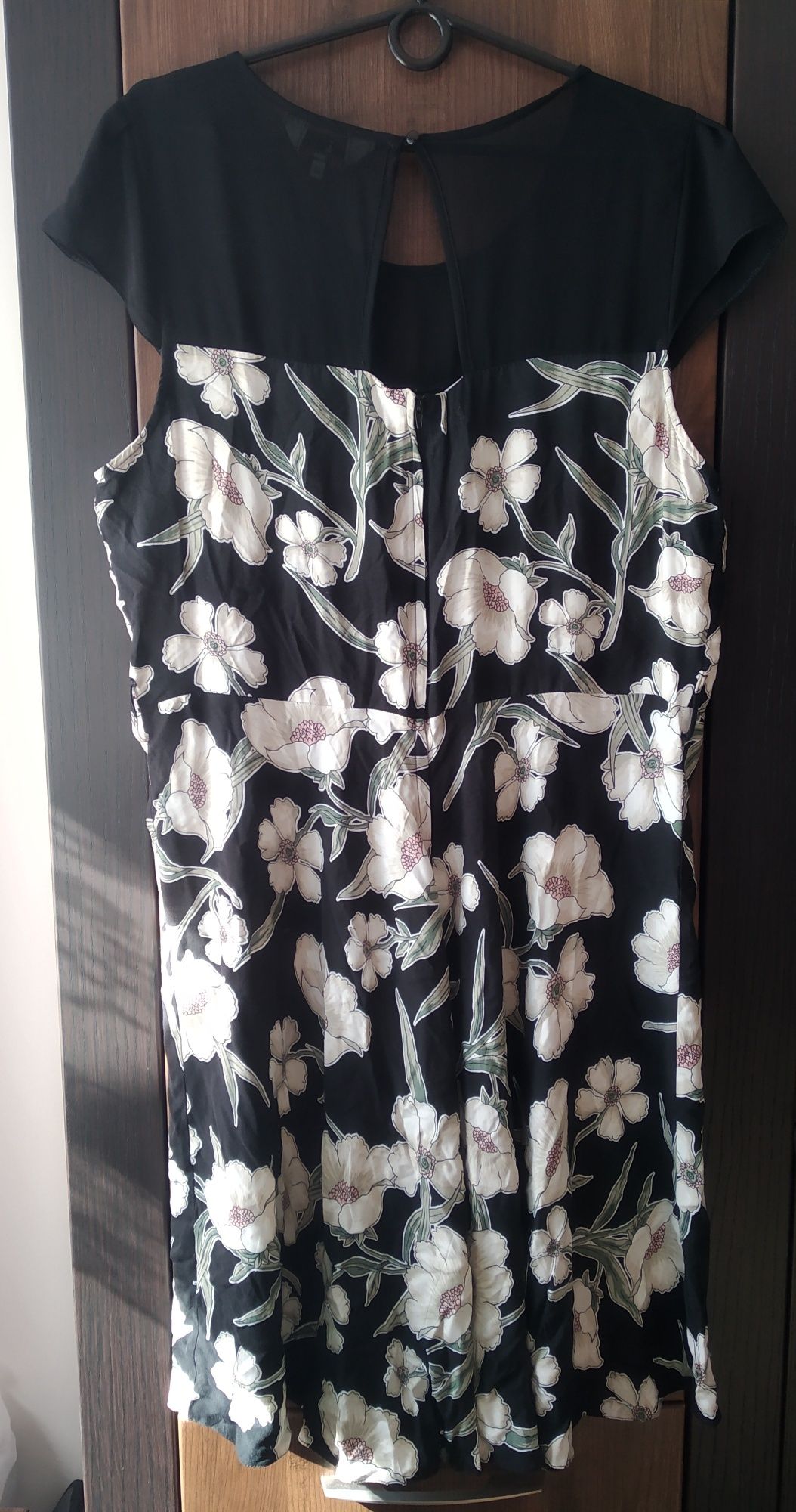 Piękna sukienka XXXL w kwiaty Dorothy Perkins letnia sukienka floral