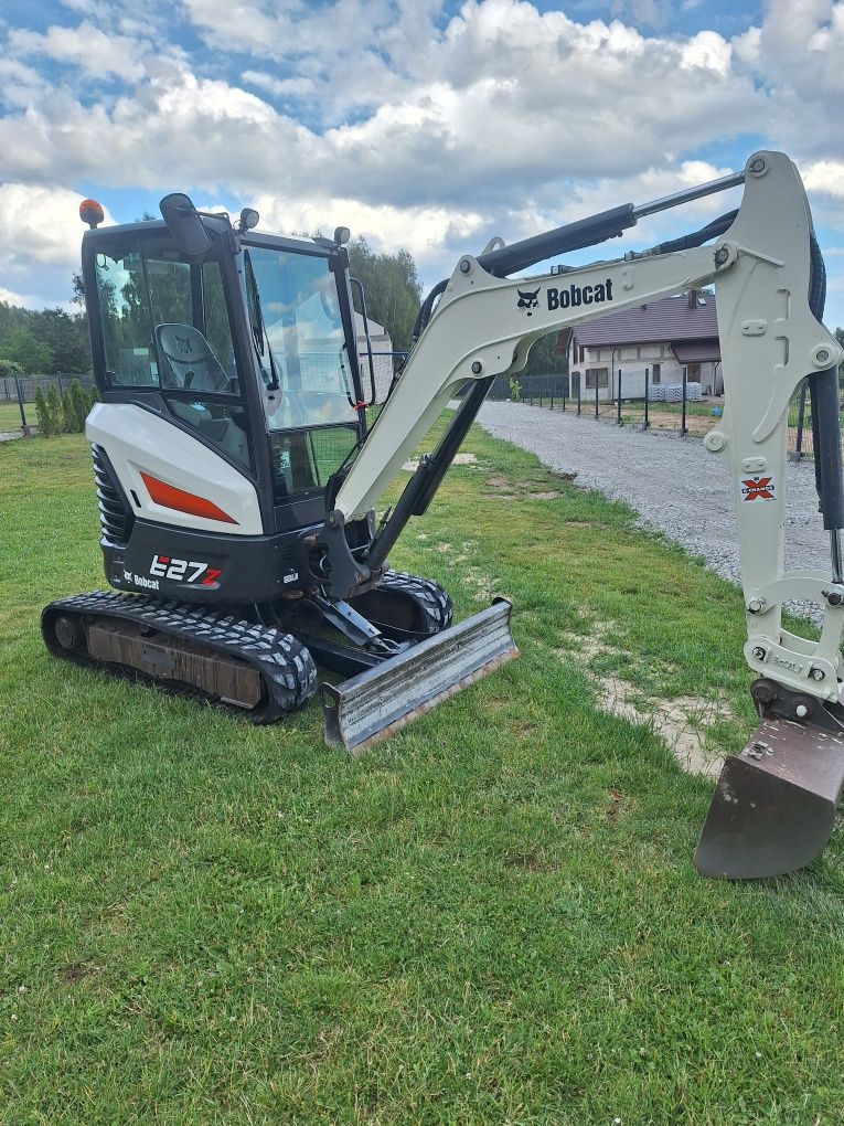 Bobcat e27 z  2019roku