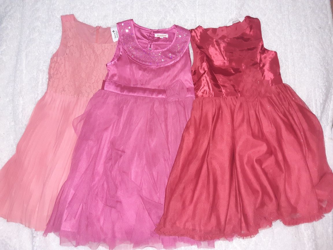 Нарядне дитяче плаття сукня на 5-6 років