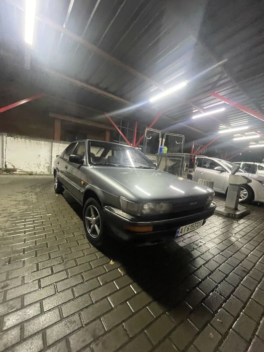 Toyota corolla 1990 рік  1.8 дизель