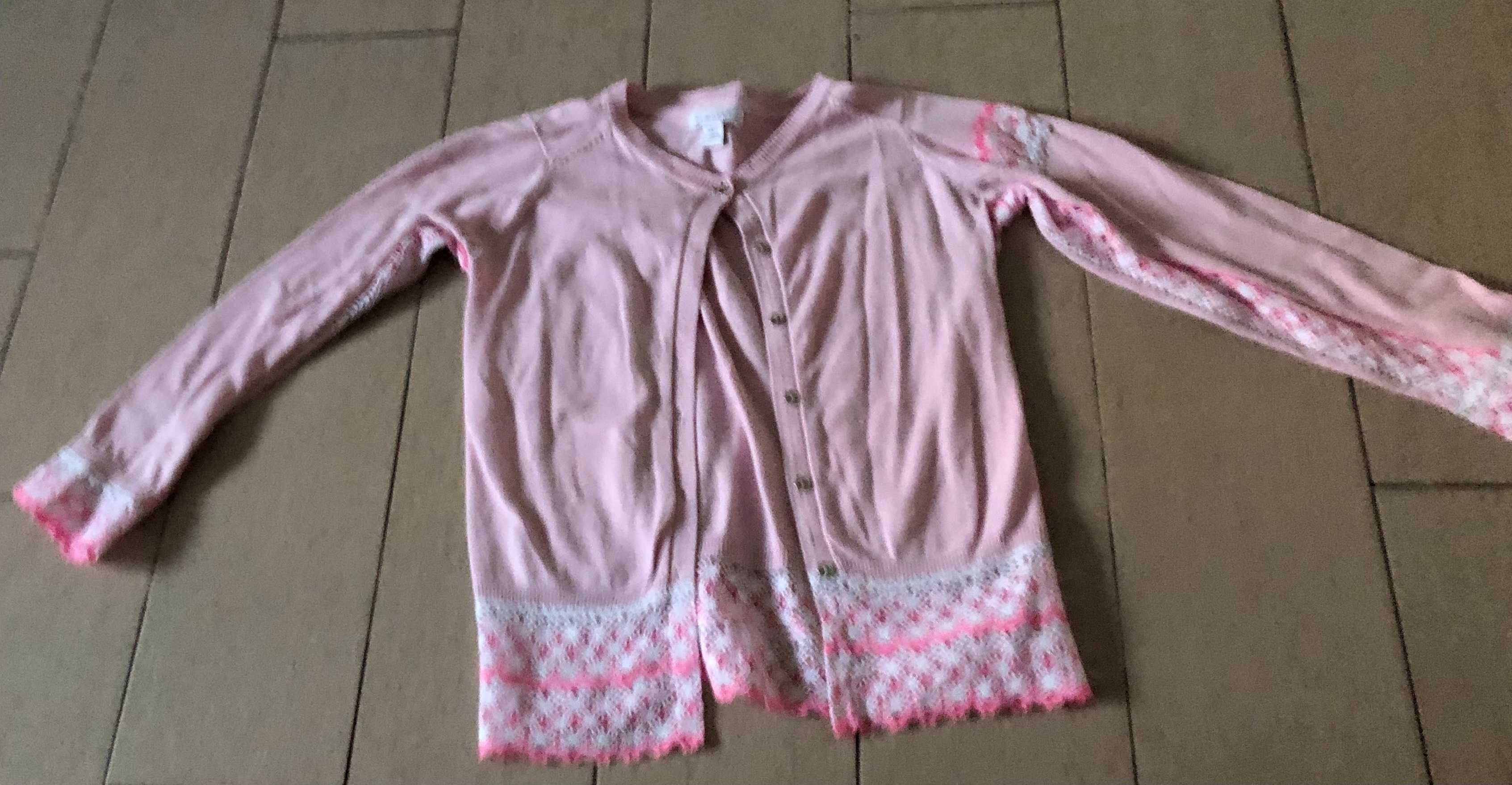 5 peças de roupa, para 7/8 anos.Portes grátis!