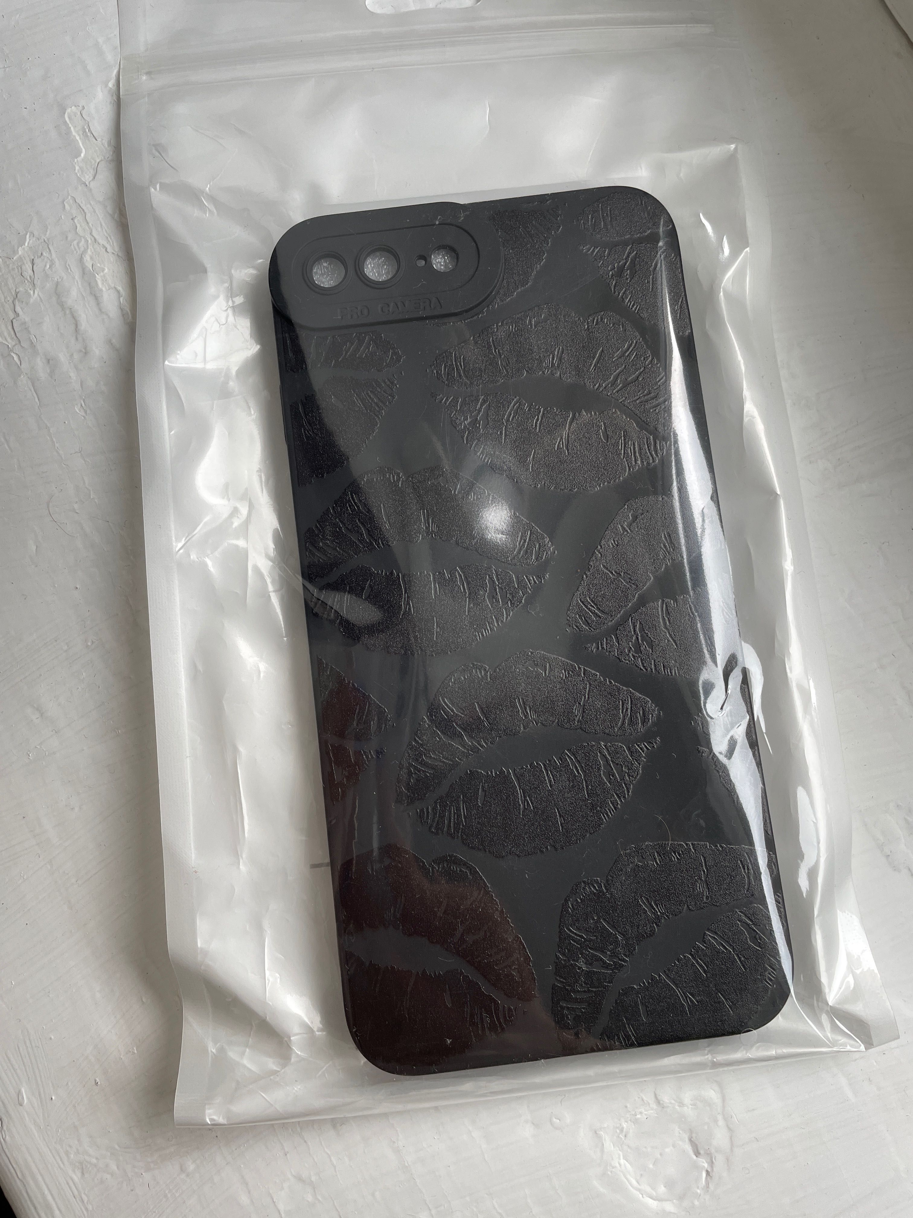 Sprzedam etui na IPhone 8 Plus