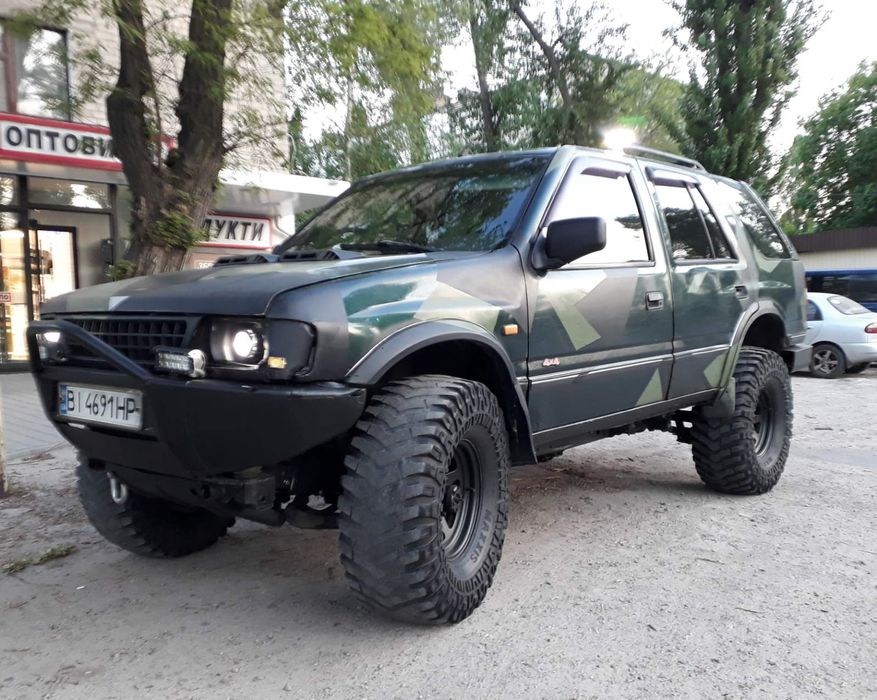 OPEL FRONTERA 4×4, 2.4 ГБО, бойова конячка