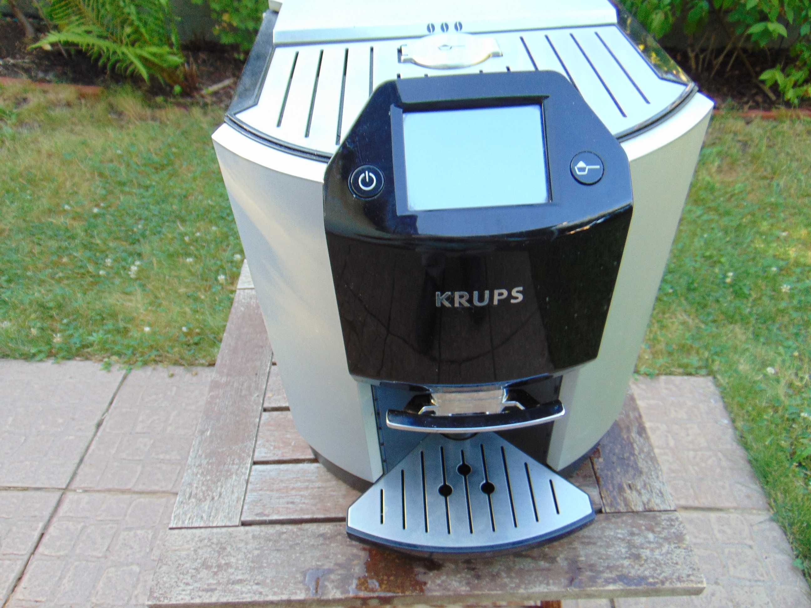 Sprzedam ekspres  Krups typ EA 90 10 10/08 BARISTA , ekran LCD