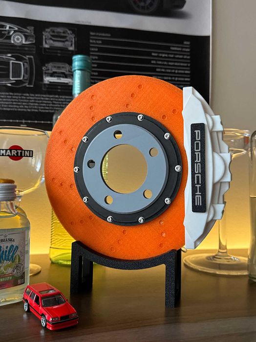 Lampa „tarcza hamulcowa” Porsche – idealna dekoracja dla fana aut