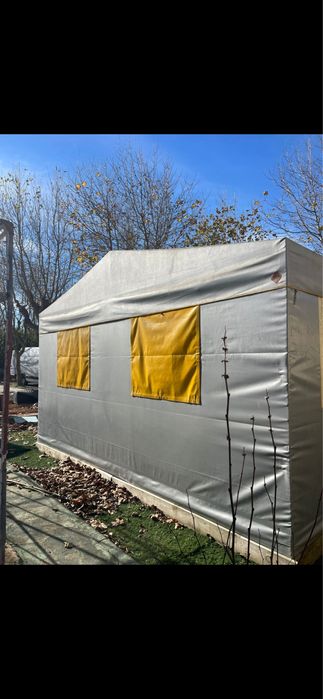 Tenda IMPECAVEL COM ABERTURA TOTAL DA PARTE DA FRENTE