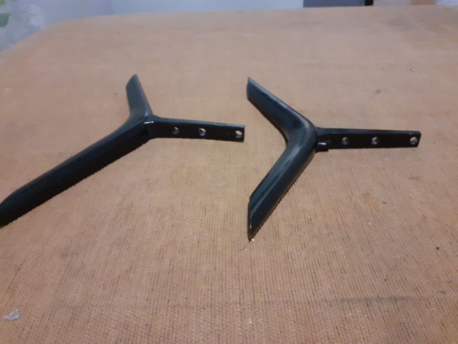 Пара ножек для телевизоров 32 дюйма